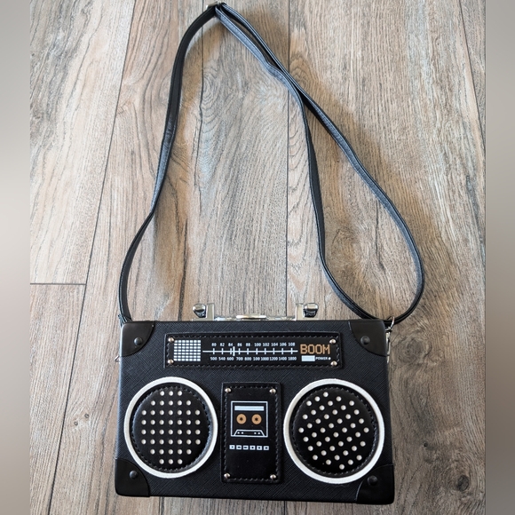 None Handbags - Retro Boom Box Purse with Detachable Cross Body Strap NWOT